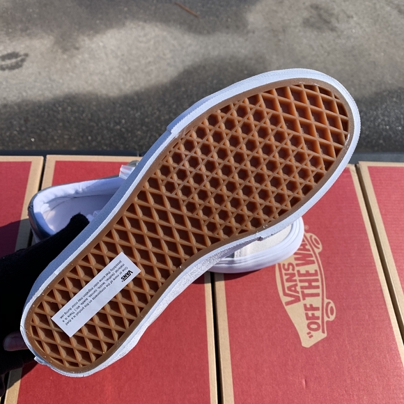 Van's Old Skool Pro Silver Rainbow Various Sizes - Picture 3 of 10